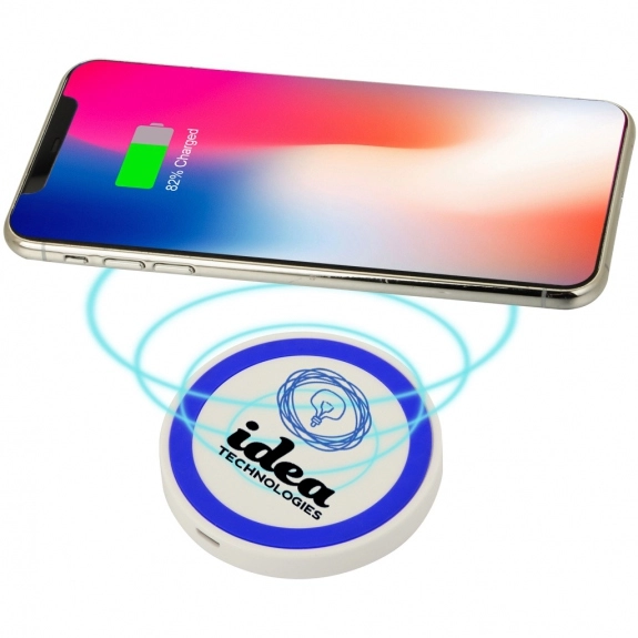 In Use Qi Wireless Round Custom Phone Charging Pad