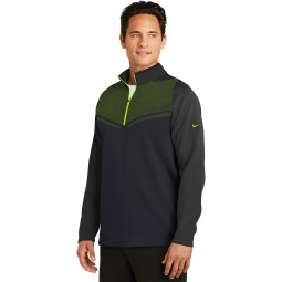 Model Nike Golf Therma-FIT Hypervis Quarter Zip Custom Jacket